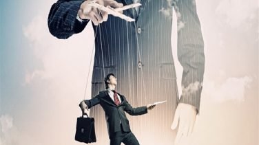 Borsa Yatırımındaki Riskler Nedir, Nasıl Önlenir?